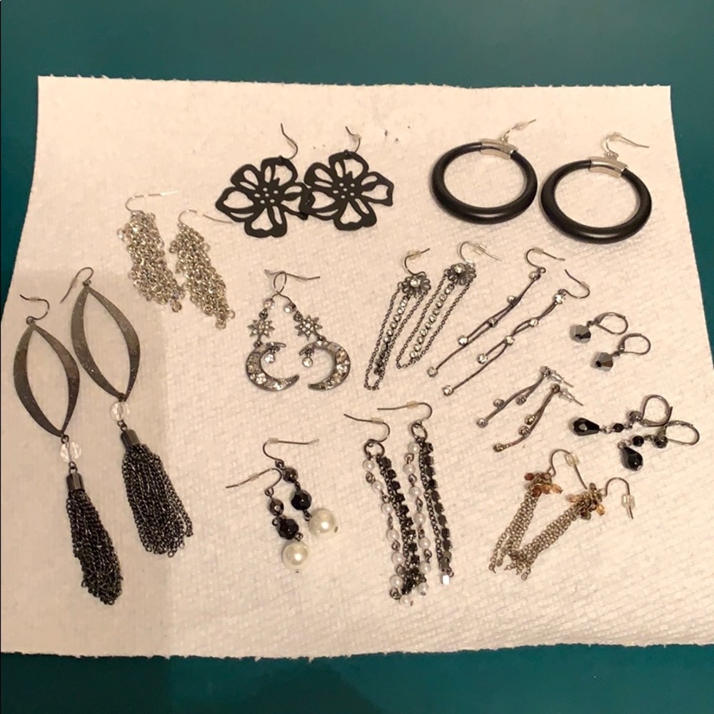 Jewelry - Picture 1 of 8